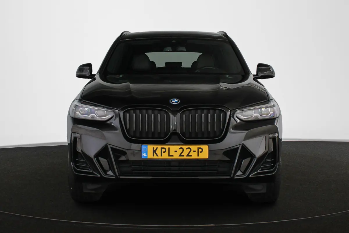xDrive30e High Executive SOH 95% M Sport Keyless Head-Up