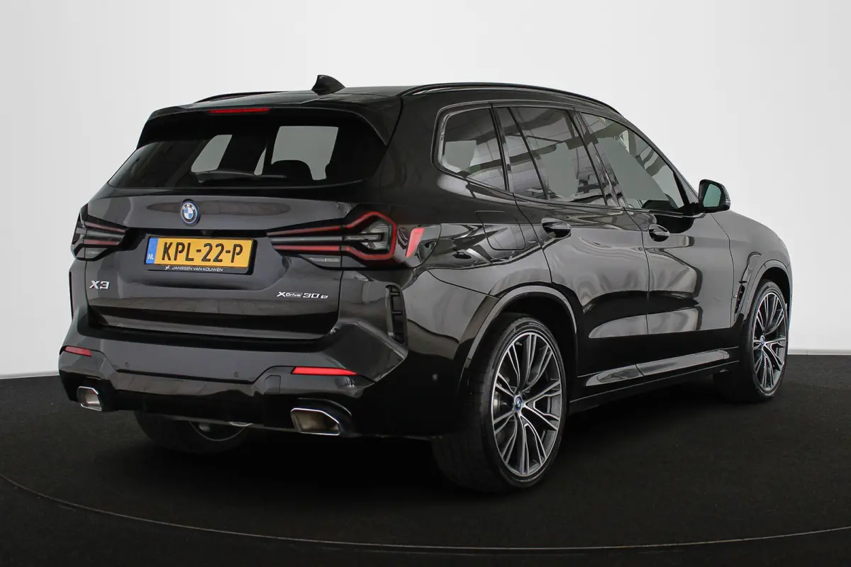xDrive30e High Executive SOH 95% M Sport Keyless Head-Up