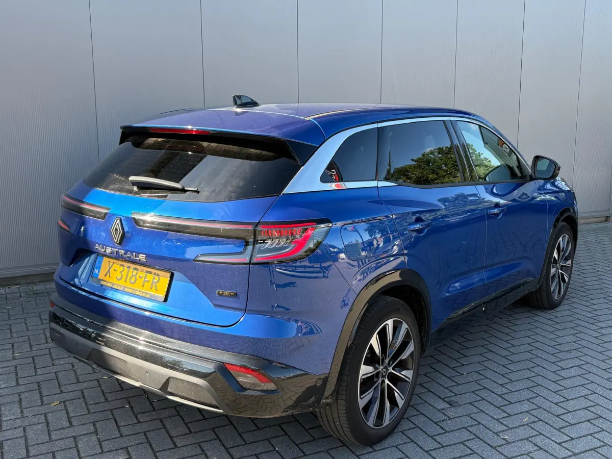 1.2 E-Tech Full Hybrid 200PK Techno Navigatie/Parkeerhulp/Carplay-android/Keyless