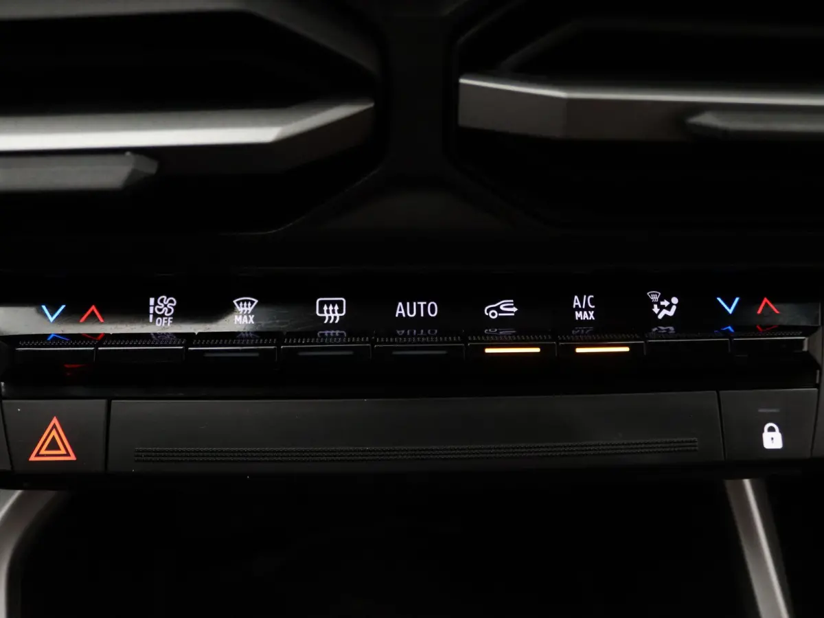 155pk Hybrid Journey Apple Carplay/Android Auto | Climate