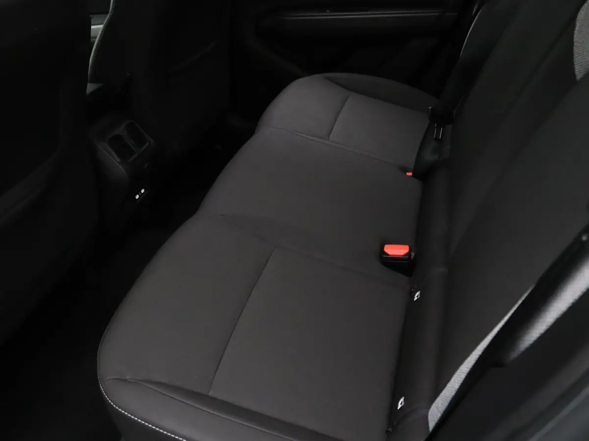 155pk Hybrid Journey Apple Carplay/Android Auto | Climate