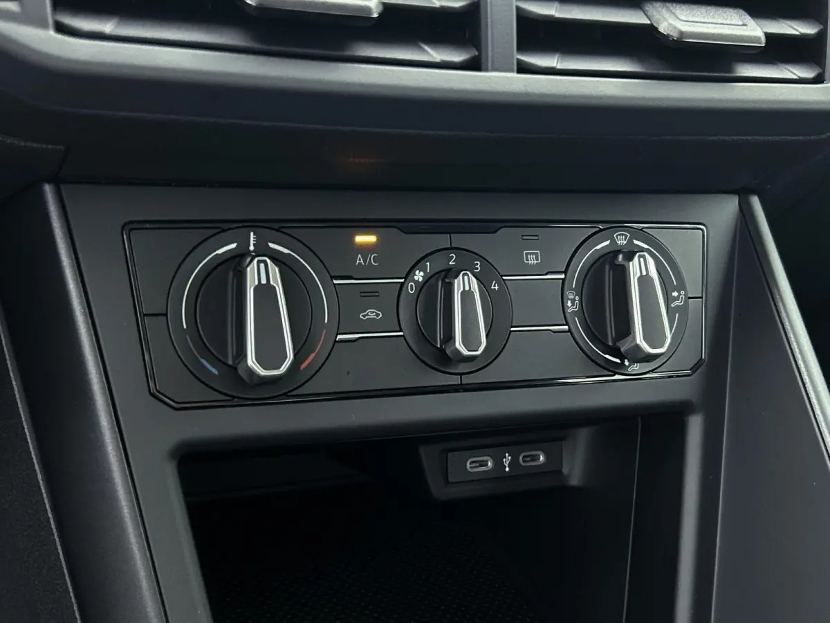 1.0 TSI Polo 95 PK Origineel Nederlands | Apple Carplay | Cruise Control | Parkeersensoren Achter | Airco | LED Koplampen