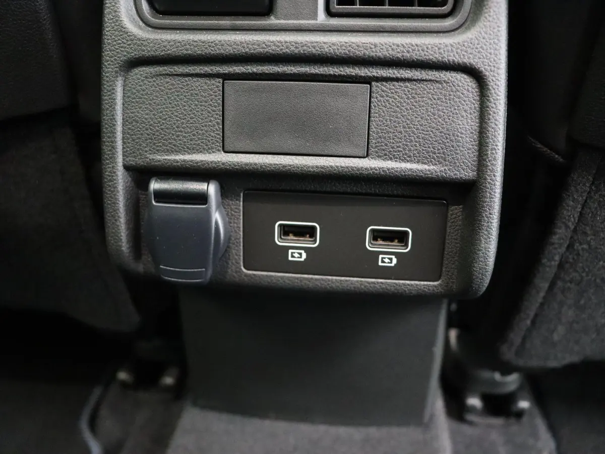 1.6 E-Tech full hybrid 145 esprit Alpine | Trekhaak | Schuif/ kantel dak | Stoelverwarming | Stuurverwarming |