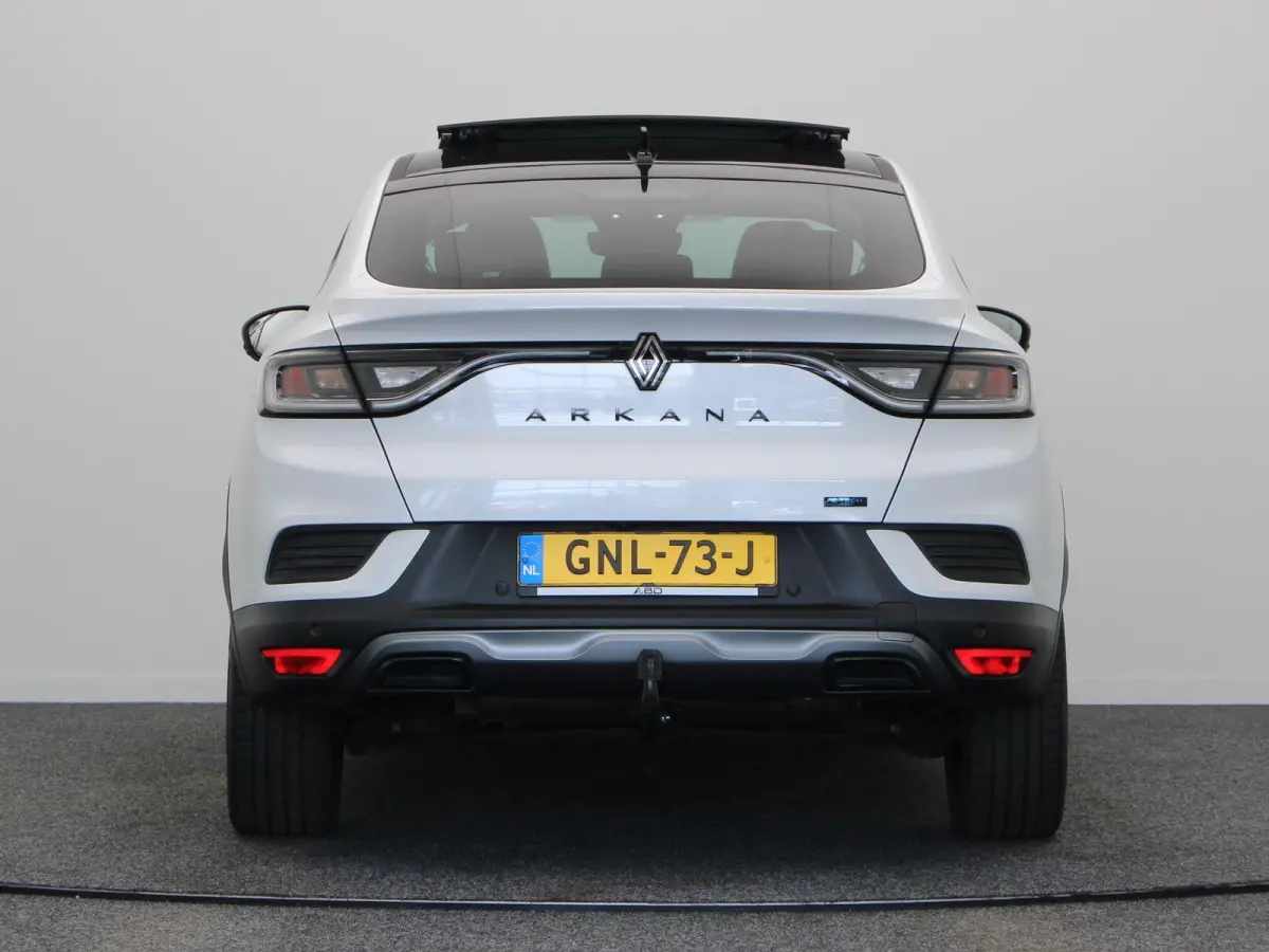 1.6 E-Tech full hybrid 145 esprit Alpine | Trekhaak | Schuif/ kantel dak | Stoelverwarming | Stuurverwarming |