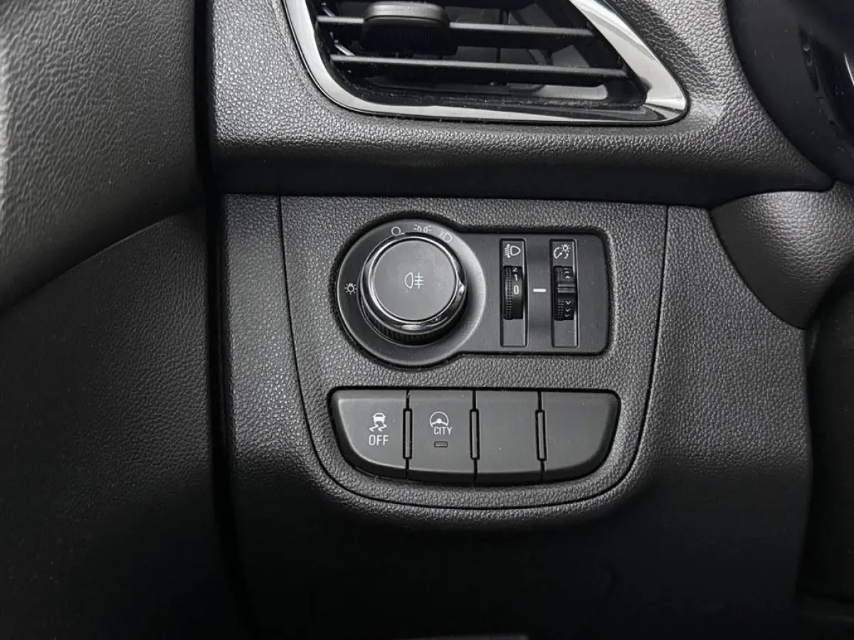 1.0 ecoFLEX Edition Automaat Airco/Cruise
