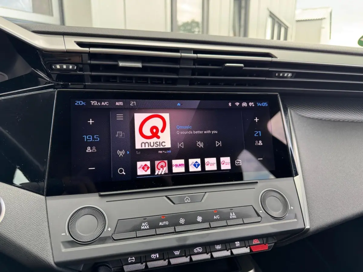 1.2 PureTech Allure Pack Business | Nieuwe Distributieriem | Digital Cockpit | CarPlay | Navigatie | Lichtmetaal | Cruise | Climate