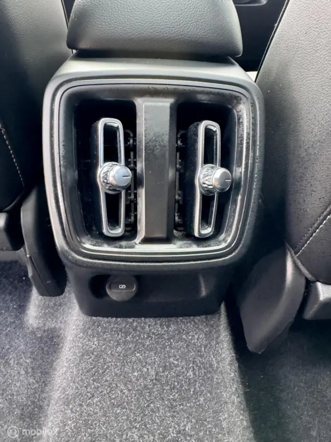 2.0 T4 AWD R-Design