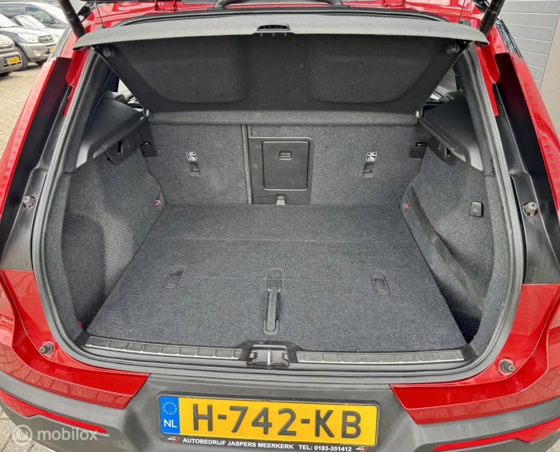 2.0 T4 AWD R-Design