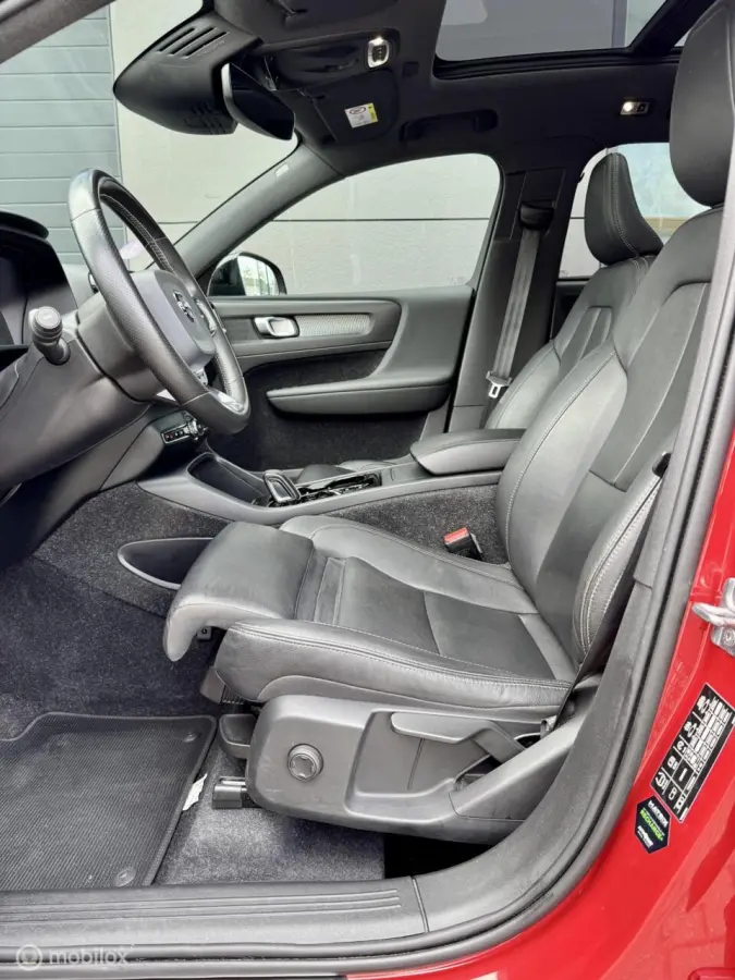 2.0 T4 AWD R-Design