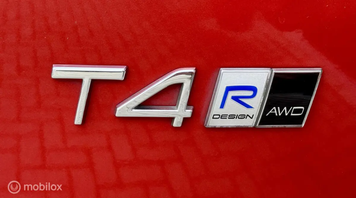 2.0 T4 AWD R-Design