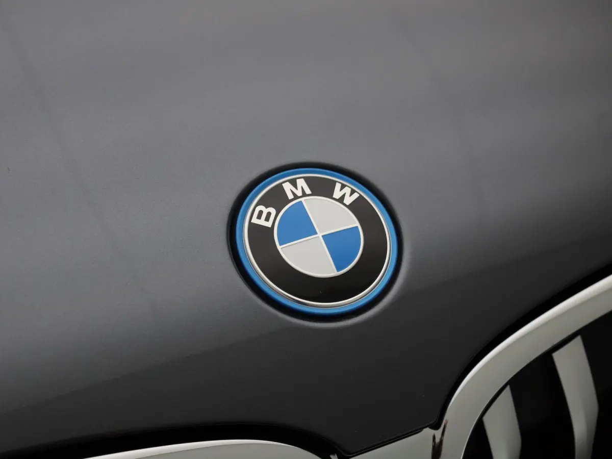 xDrive25e | PANORAMADAK | CAMERA | HEAD UP DISPLAY | PARKEERSENSOREN | CRUISE