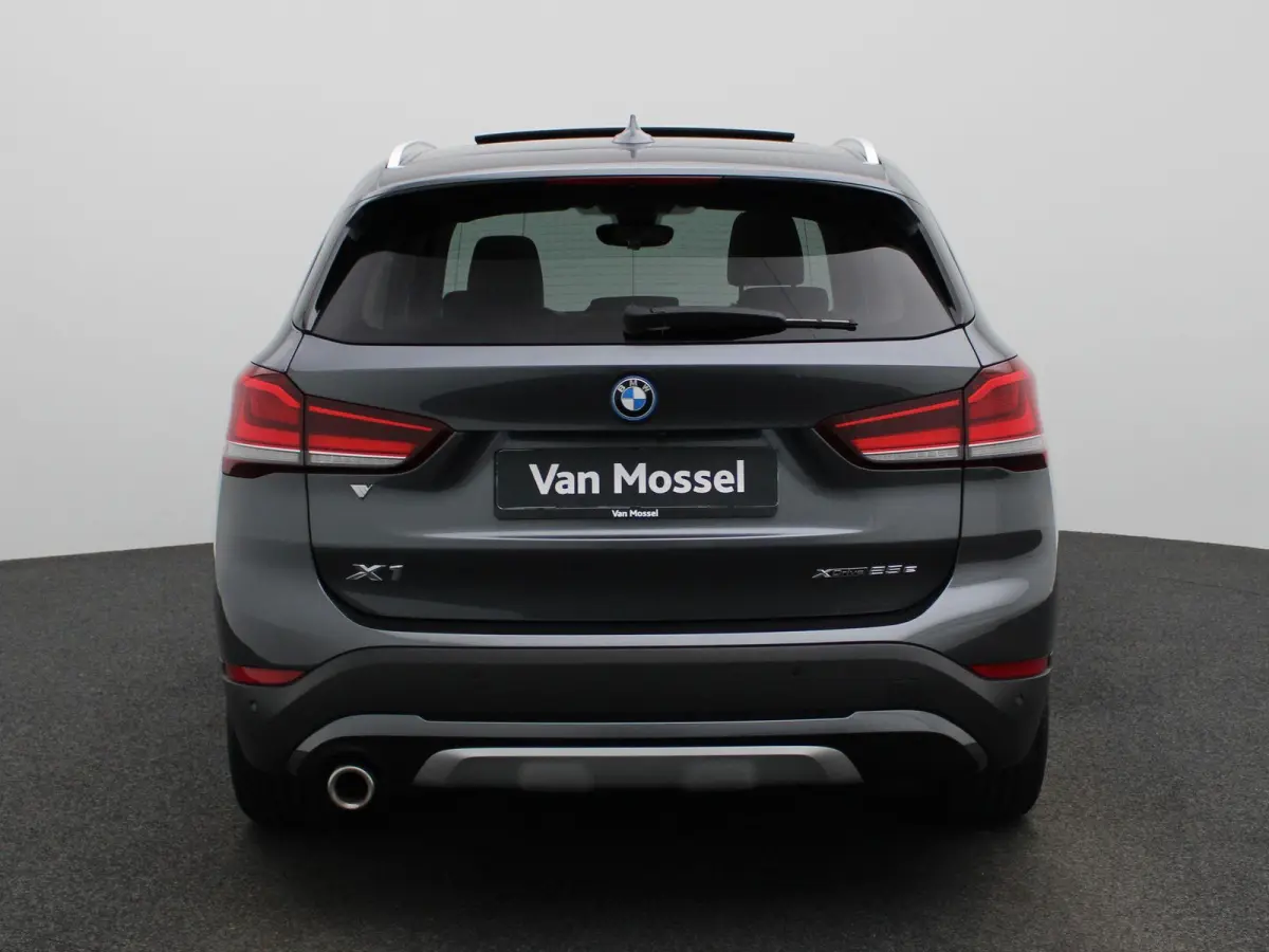 xDrive25e | PANORAMADAK | CAMERA | HEAD UP DISPLAY | PARKEERSENSOREN | CRUISE