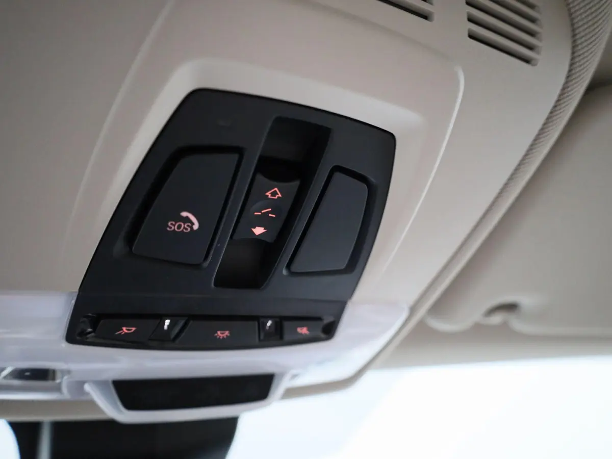 xDrive25e | PANORAMADAK | CAMERA | HEAD UP DISPLAY | PARKEERSENSOREN | CRUISE