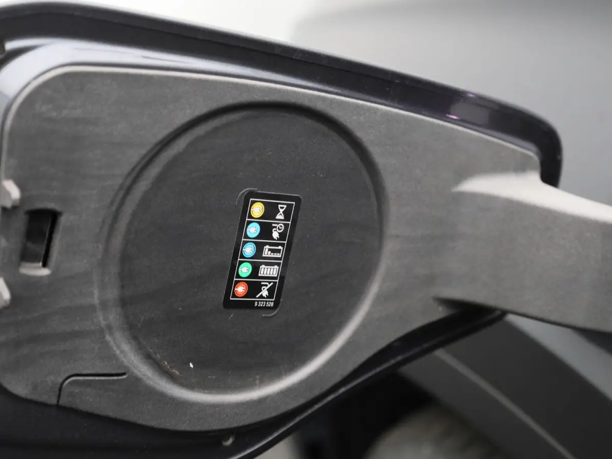 xDrive25e | PANORAMADAK | CAMERA | HEAD UP DISPLAY | PARKEERSENSOREN | CRUISE