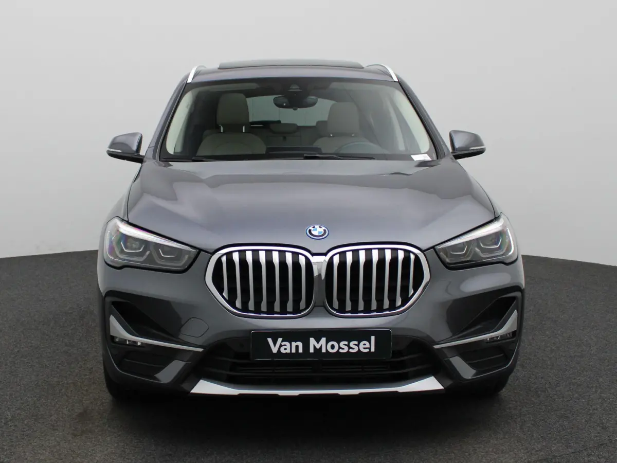 xDrive25e | PANORAMADAK | CAMERA | HEAD UP DISPLAY | PARKEERSENSOREN | CRUISE