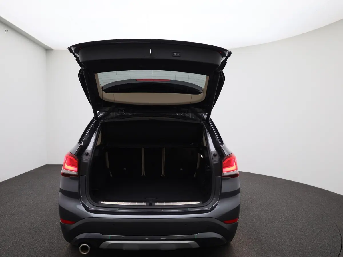 xDrive25e | PANORAMADAK | CAMERA | HEAD UP DISPLAY | PARKEERSENSOREN | CRUISE