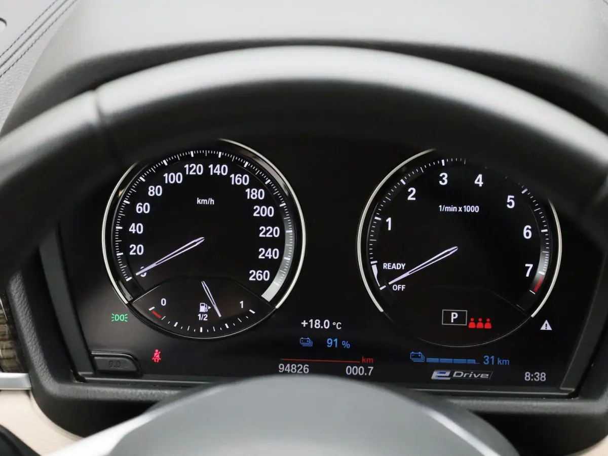 xDrive25e | PANORAMADAK | CAMERA | HEAD UP DISPLAY | PARKEERSENSOREN | CRUISE