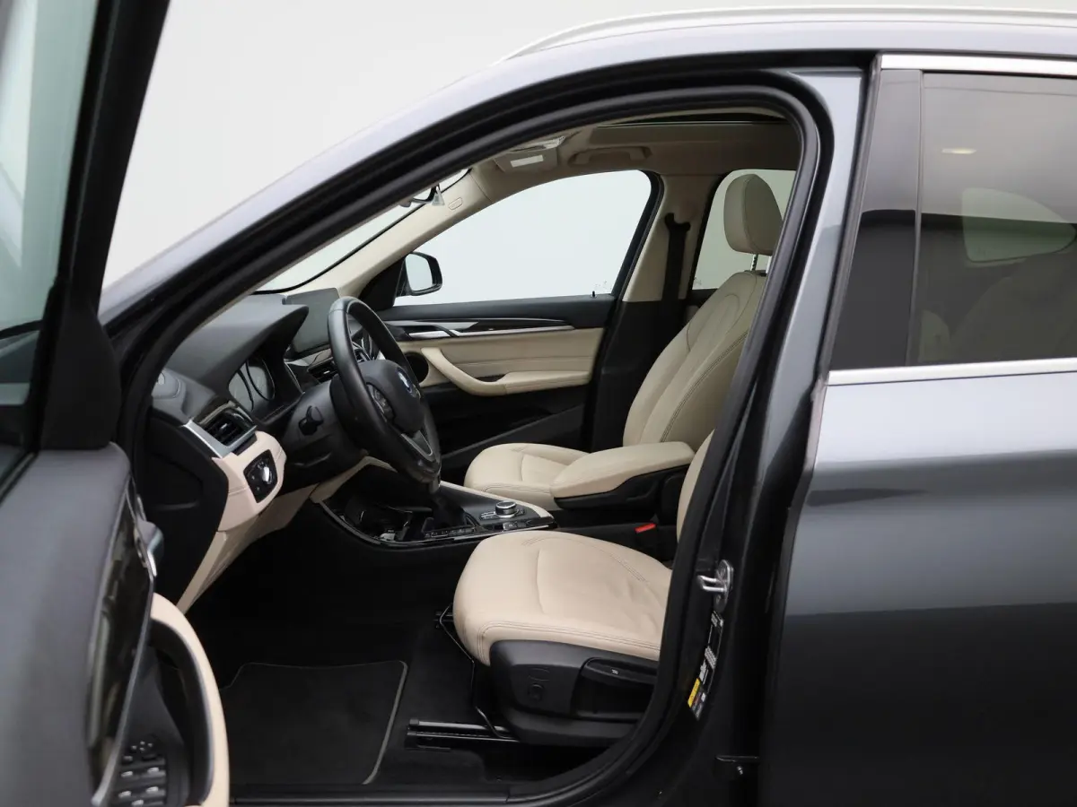 xDrive25e | PANORAMADAK | CAMERA | HEAD UP DISPLAY | PARKEERSENSOREN | CRUISE