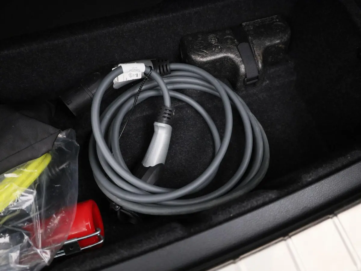xDrive25e | PANORAMADAK | CAMERA | HEAD UP DISPLAY | PARKEERSENSOREN | CRUISE