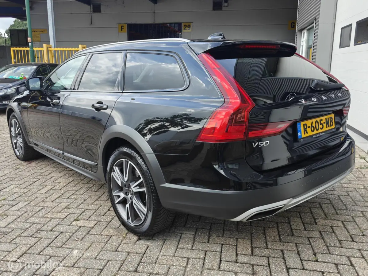 2.0 T5 AWD Pro Volleder El. Panorama