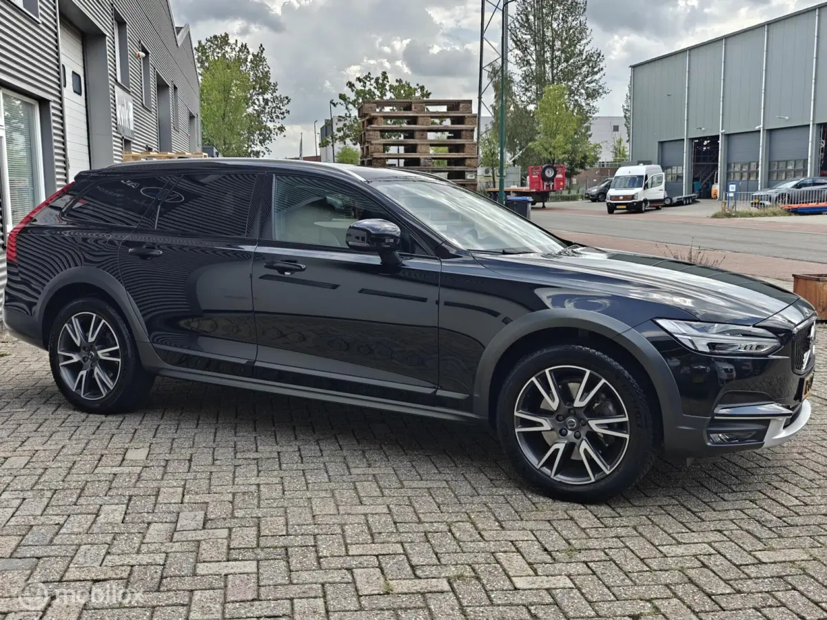 2.0 T5 AWD Pro Volleder El. Panorama