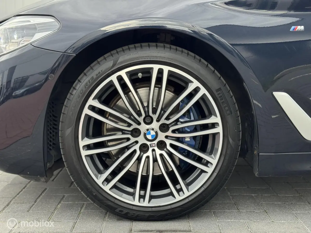 530D High Executive | M-Pakket | Dak | 360 | HUD