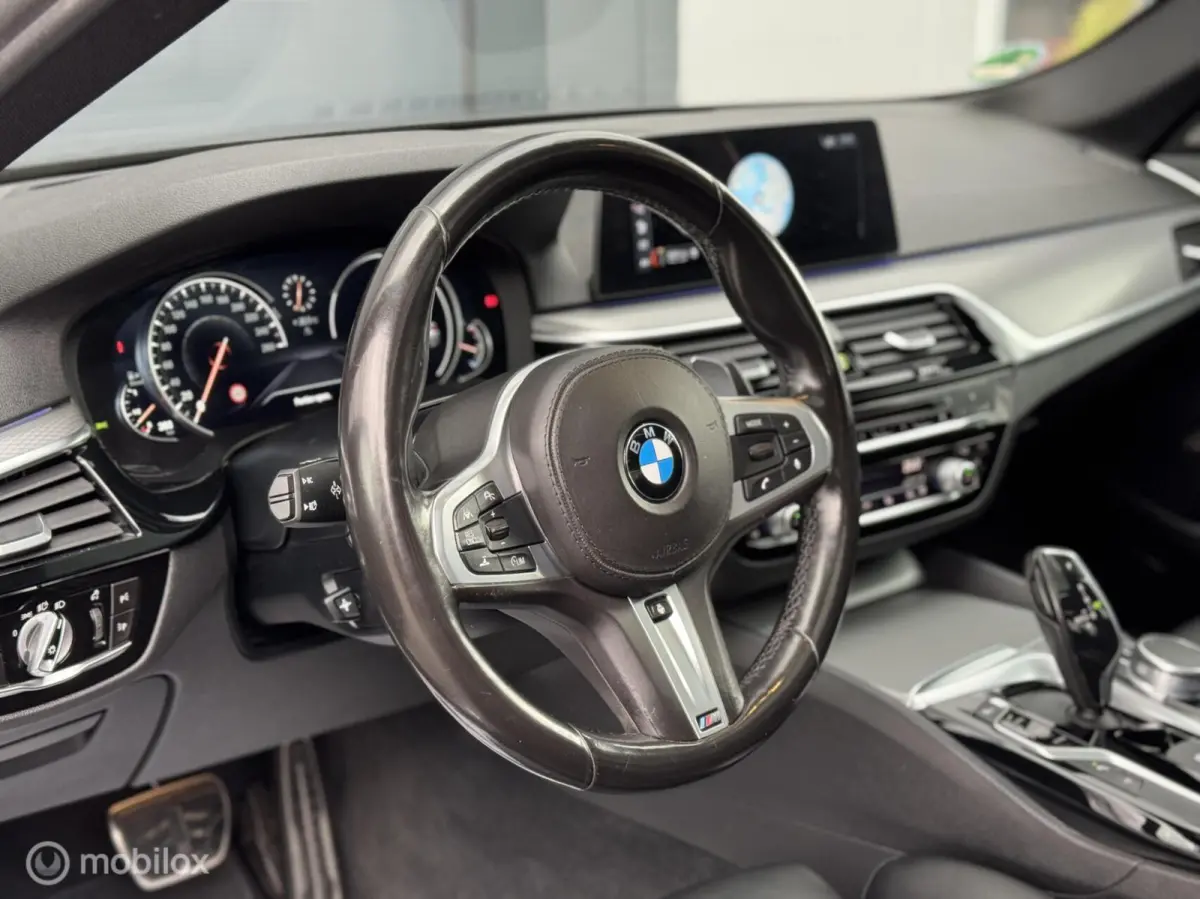 530D High Executive | M-Pakket | Dak | 360 | HUD