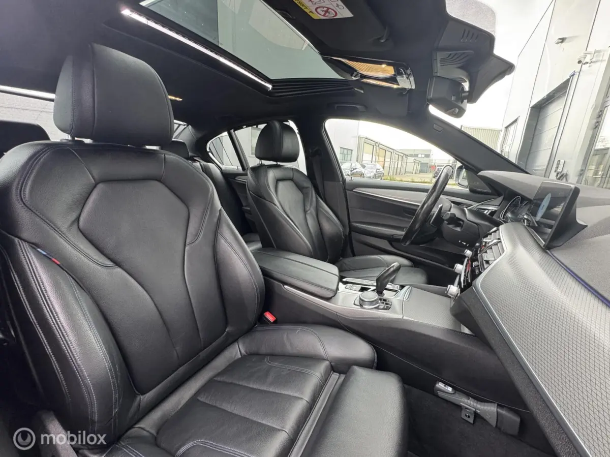 530D High Executive | M-Pakket | Dak | 360 | HUD