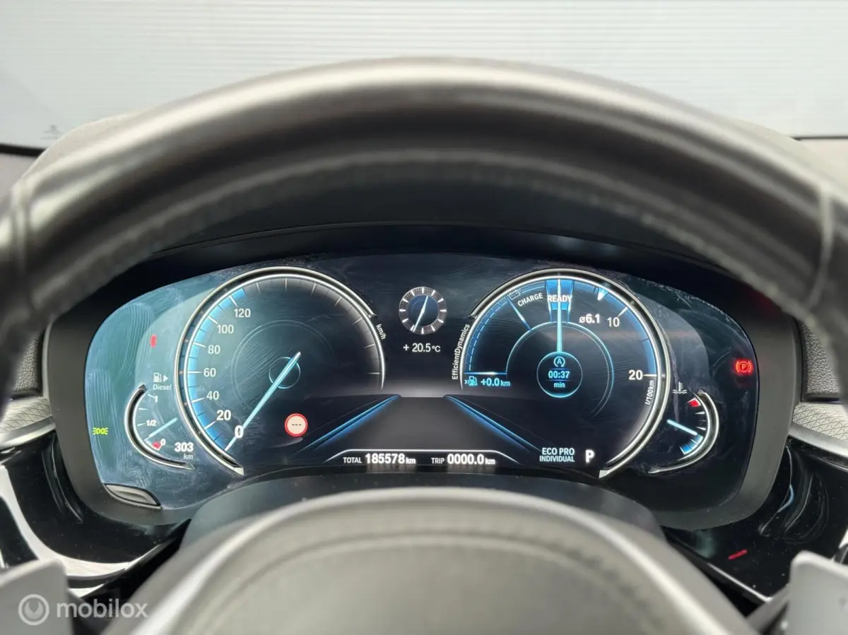 530D High Executive | M-Pakket | Dak | 360 | HUD