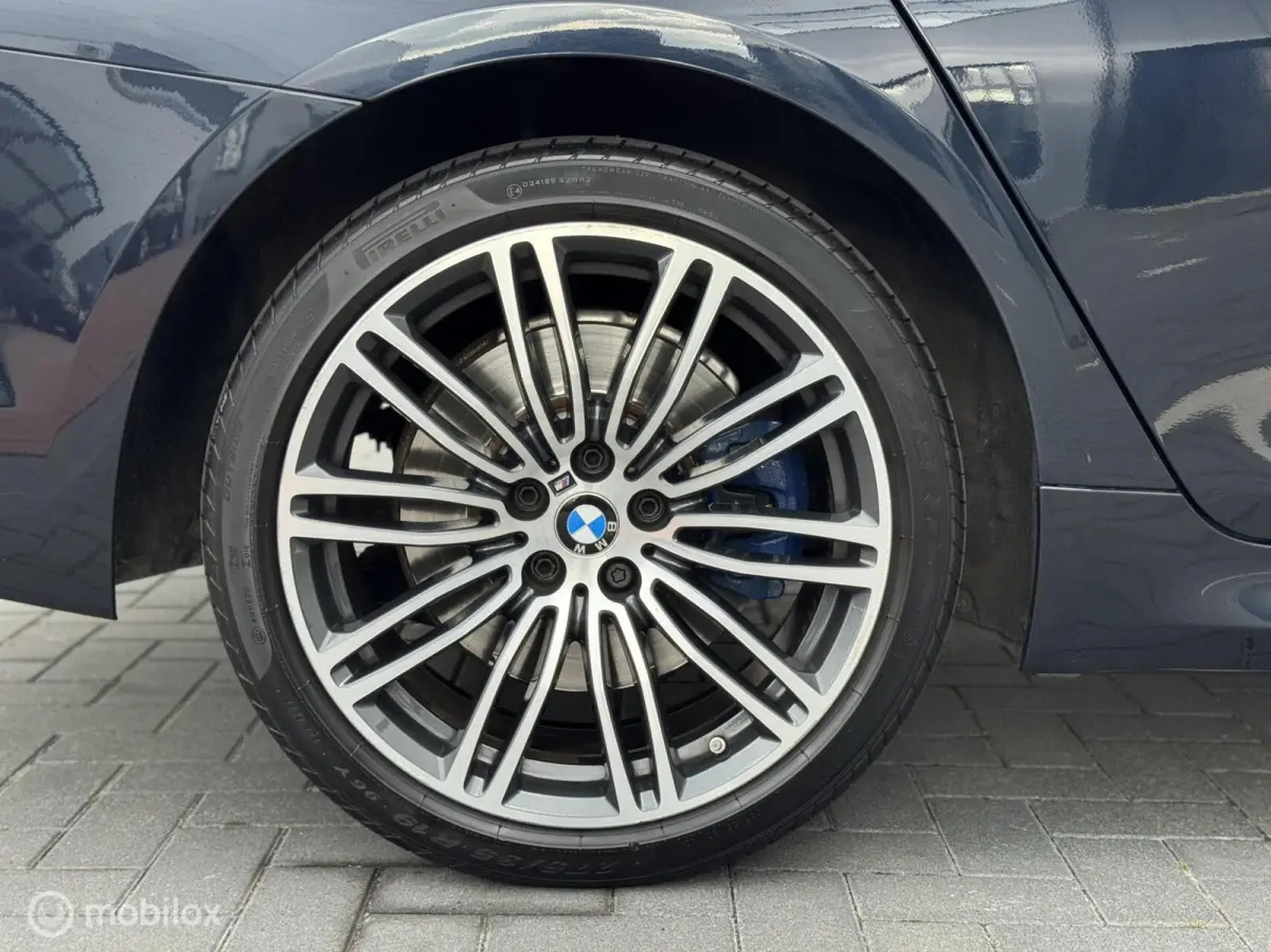530D High Executive | M-Pakket | Dak | 360 | HUD
