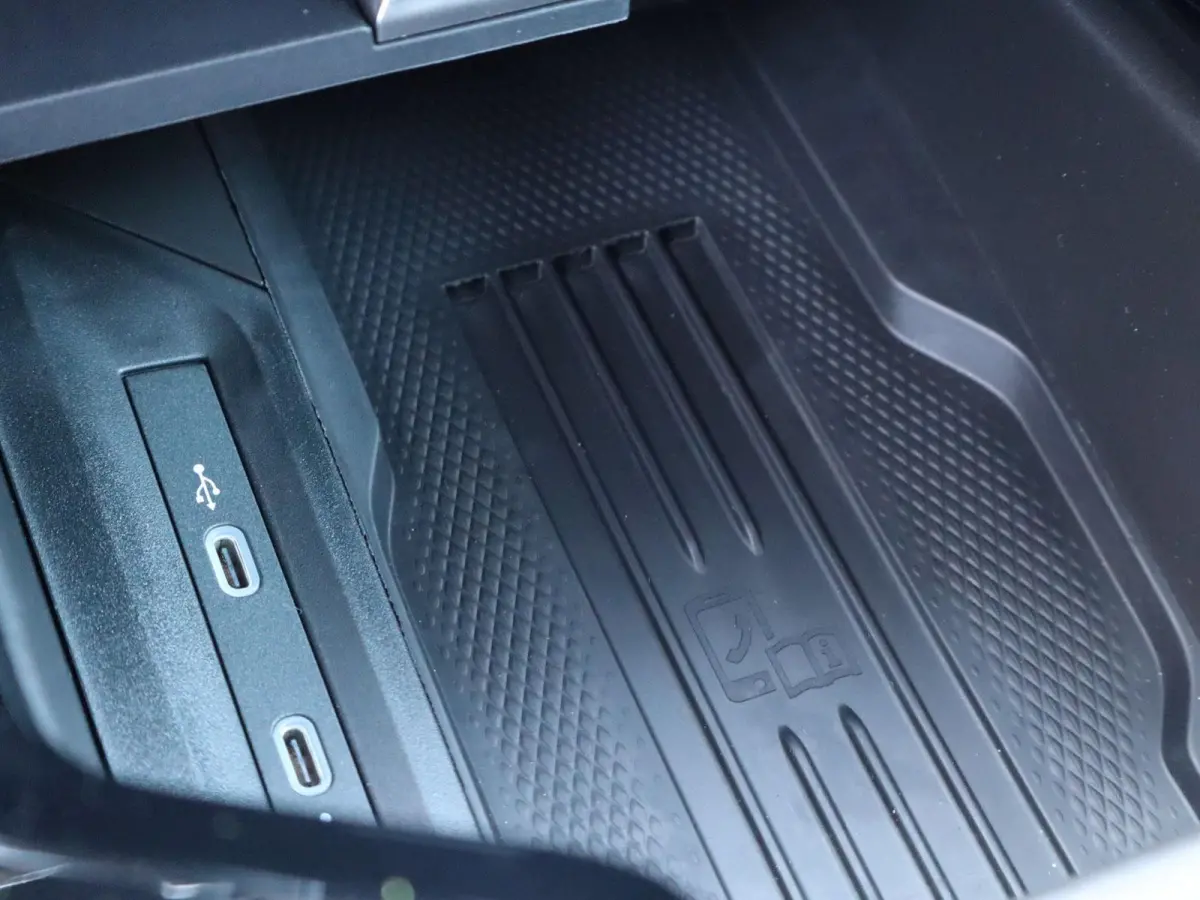 1.5 TSI 204pk PHEV Edition | SoH 100% | Trekhaak | Canton Audio