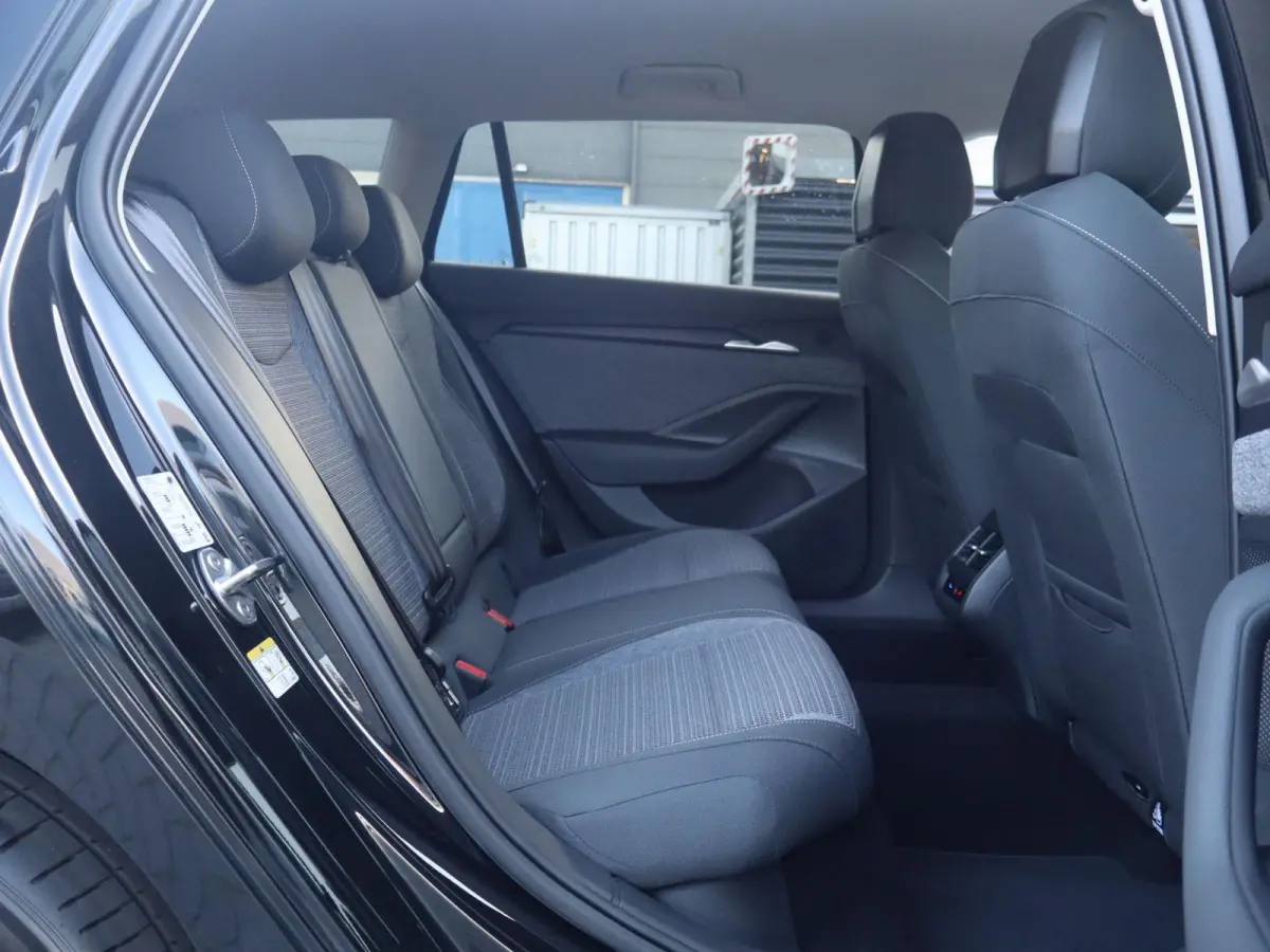 1.5 TSI 204pk PHEV Edition | SoH 100% | Trekhaak | Canton Audio