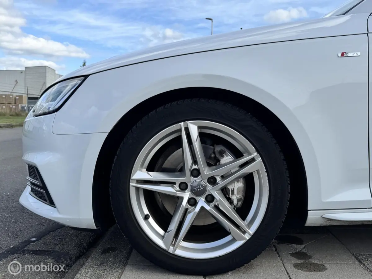 2.0 TDI Pro Line|Virtual Carplay Keyless LED