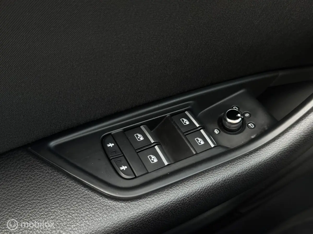 2.0 TDI Pro Line|Virtual Carplay Keyless LED