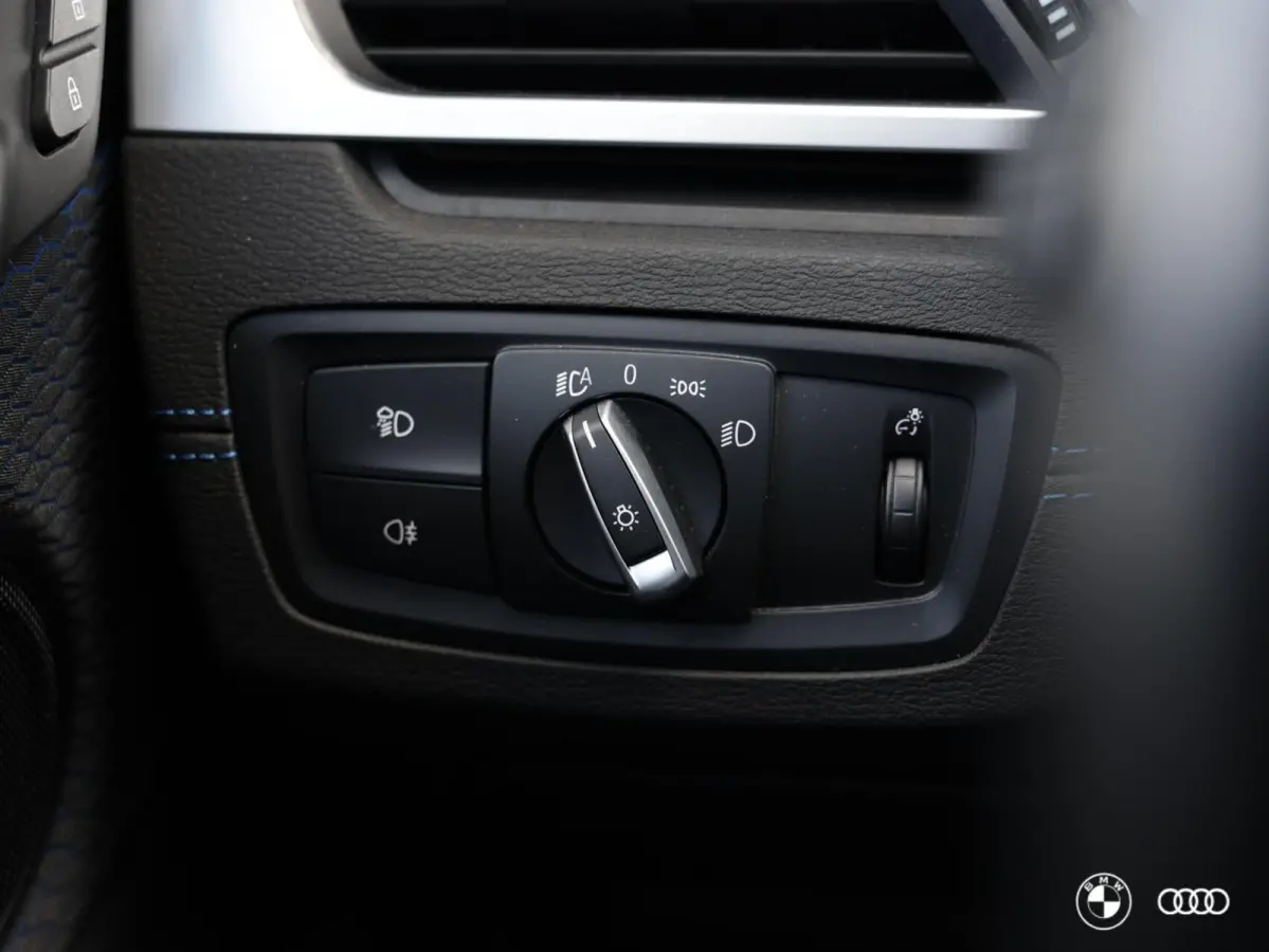 20i sDrive M SPORT / ACC / HIFI / HEADUP / CARPLAY / DAB+ / 19"