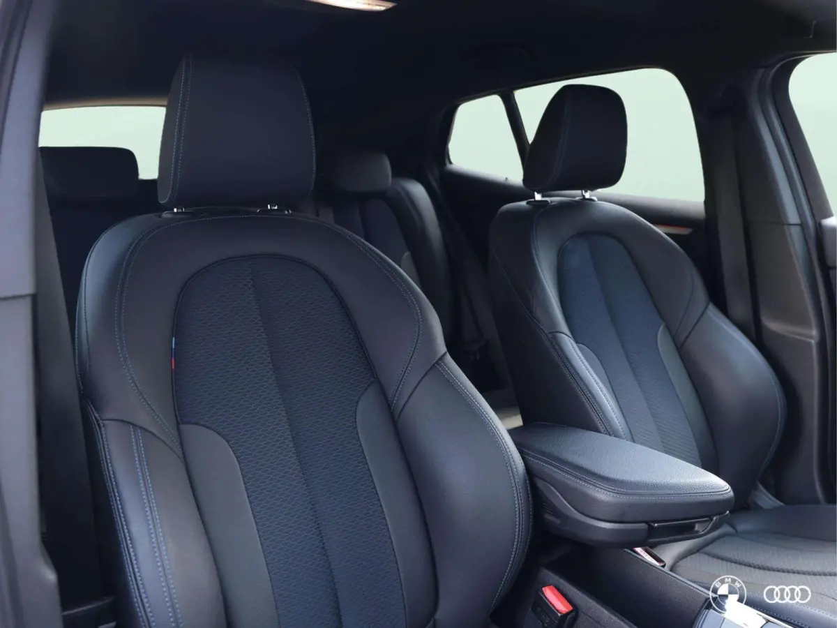 20i sDrive M SPORT / ACC / HIFI / HEADUP / CARPLAY / DAB+ / 19"