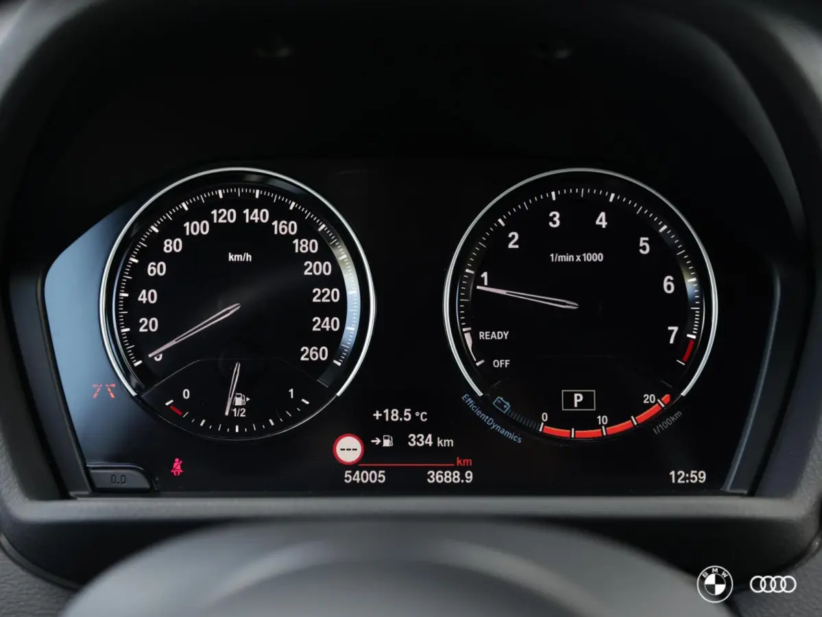 20i sDrive M SPORT / ACC / HIFI / HEADUP / CARPLAY / DAB+ / 19"