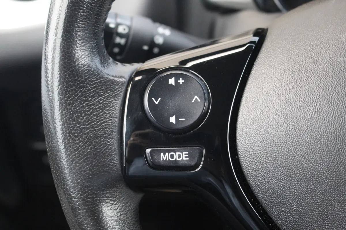 1.0 VTi Millenium | Airco | Carplay | Bluetooth | Elek. Ramen | Airco | Carplay | Bluetooth | Elek. Ramen |
