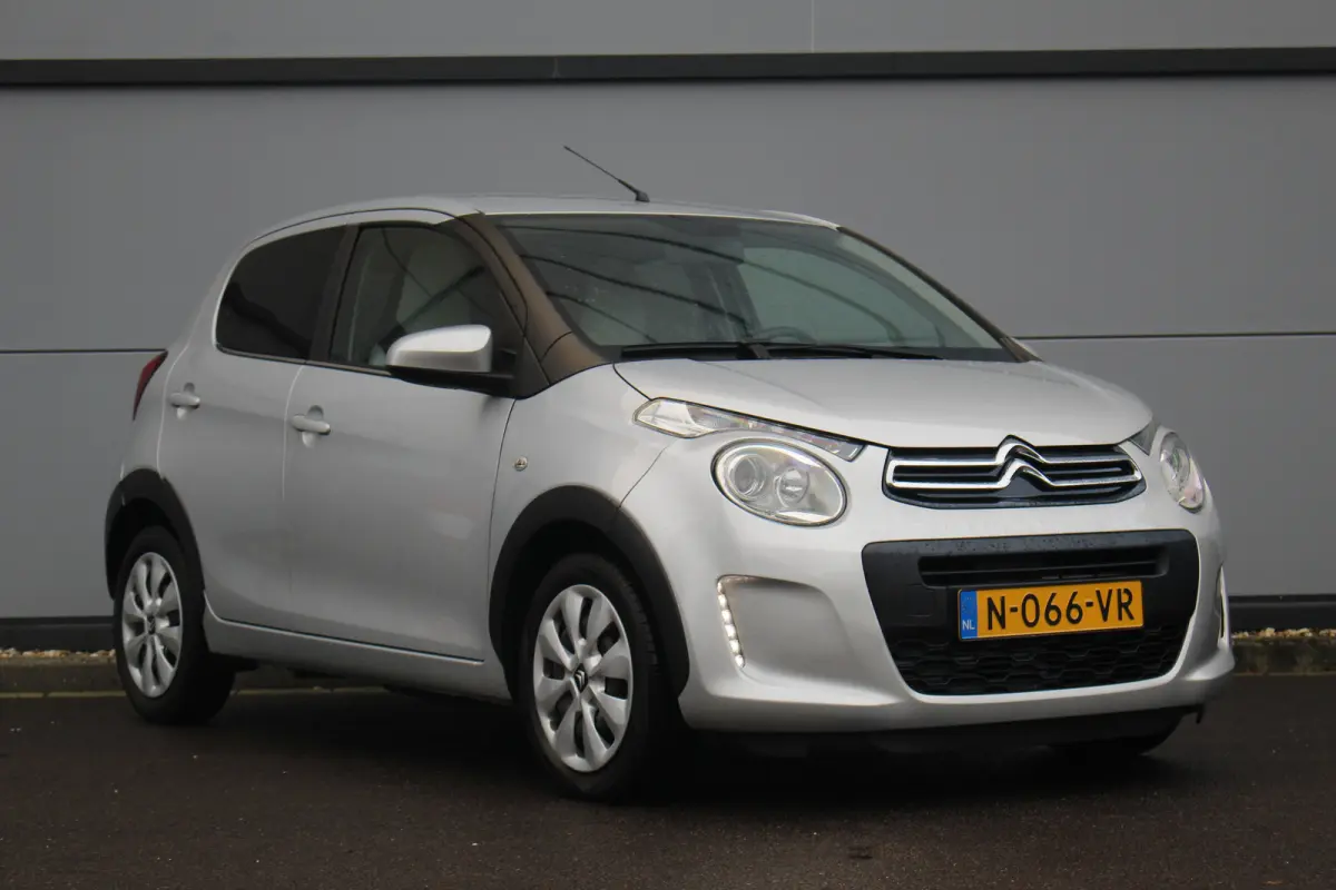1.0 VTi Millenium | Airco | Carplay | Bluetooth | Elek. Ramen | Airco | Carplay | Bluetooth | Elek. Ramen |