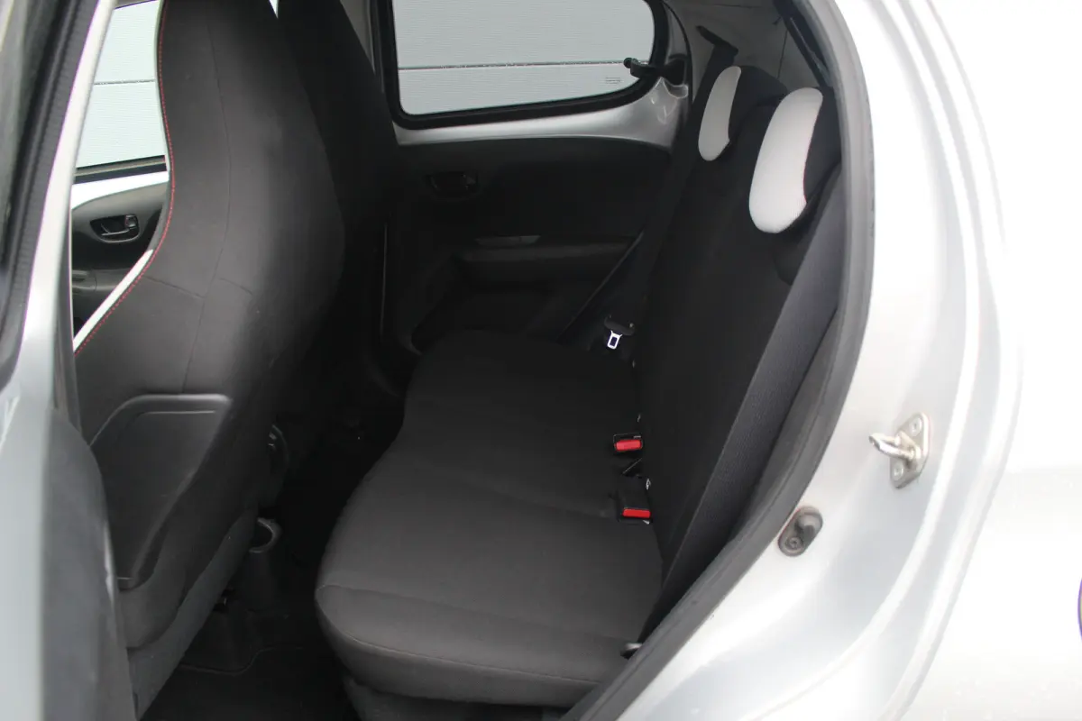 1.0 VTi Millenium | Airco | Carplay | Bluetooth | Elek. Ramen | Airco | Carplay | Bluetooth | Elek. Ramen |