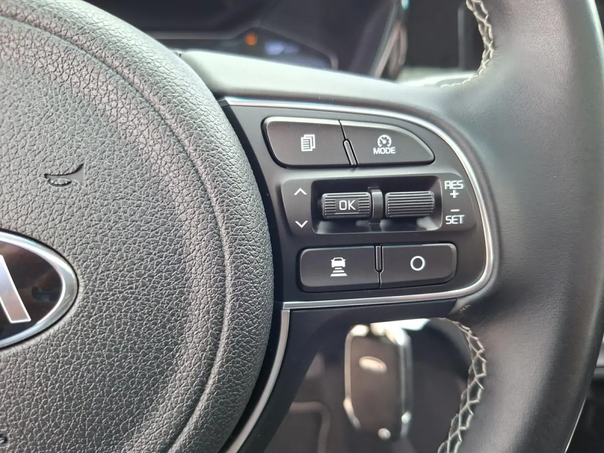 1.6 GDi Hybrid DynamicLine Navigatie | Achteruitrijcamera | Cruise control | Climate control |