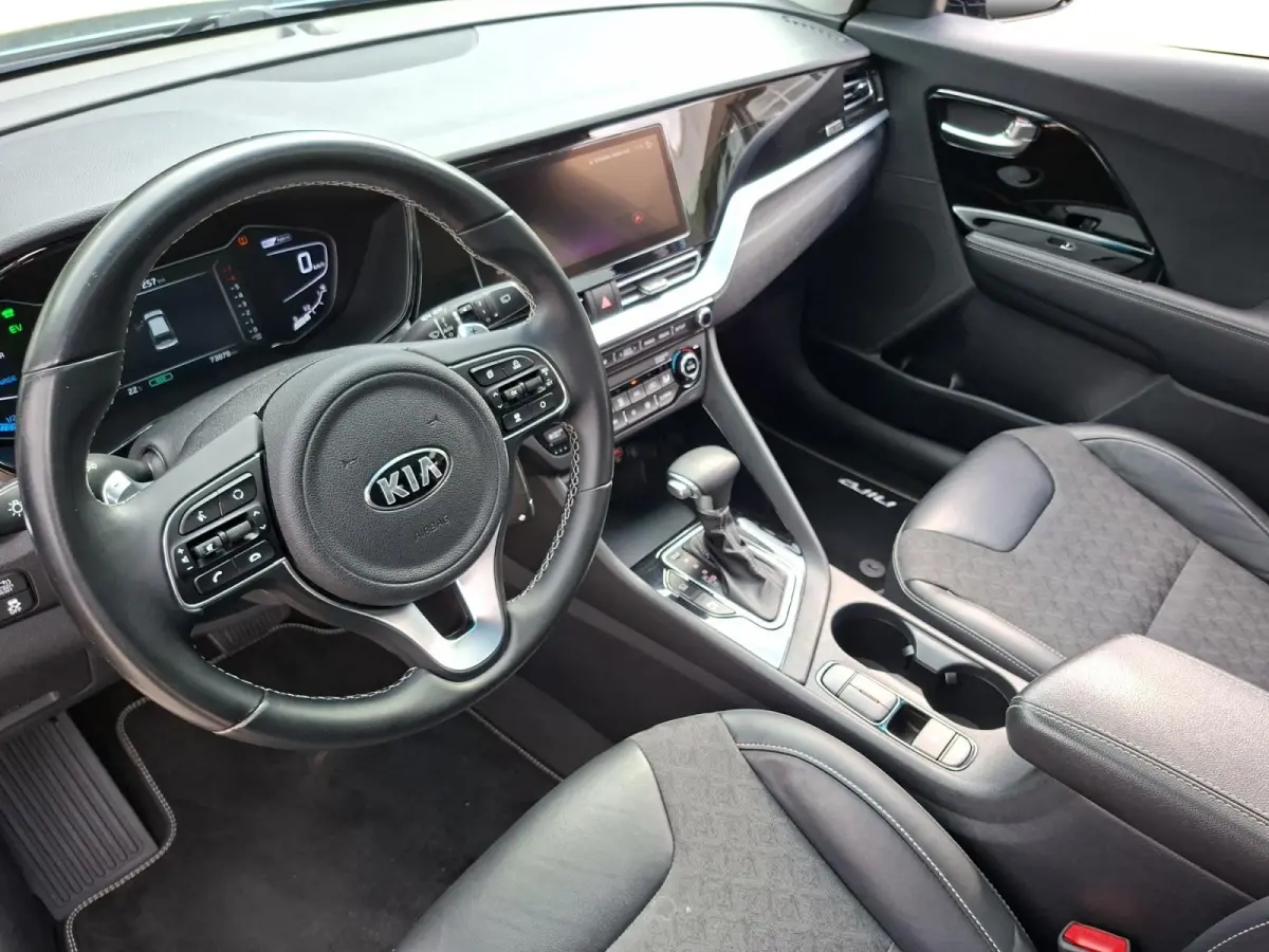 1.6 GDi Hybrid DynamicLine Navigatie | Achteruitrijcamera | Cruise control | Climate control |