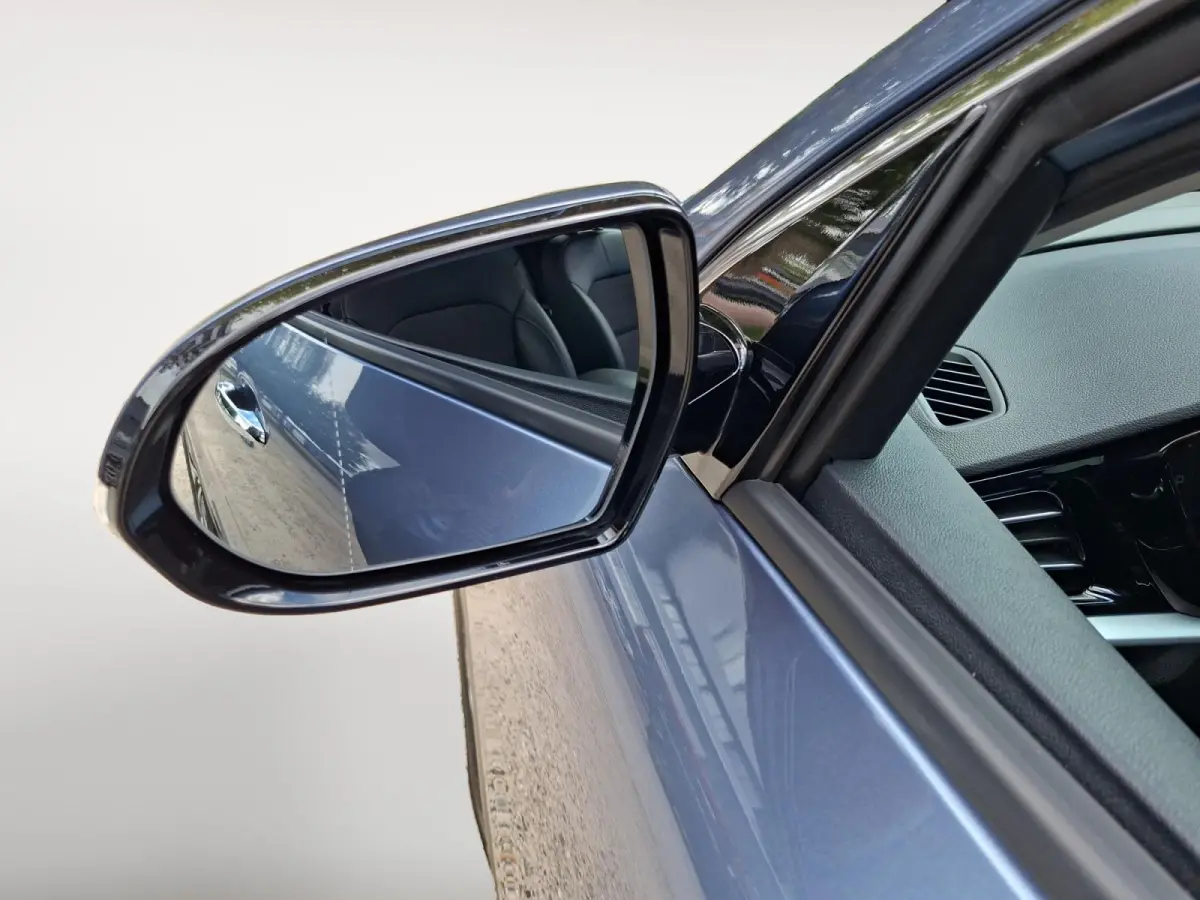 1.6 GDi Hybrid DynamicLine Navigatie | Achteruitrijcamera | Cruise control | Climate control |