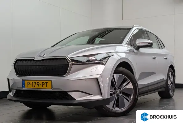 80 204 pk | Achteruitrijcamera | Apple Carplay | Cruise control adaptief |