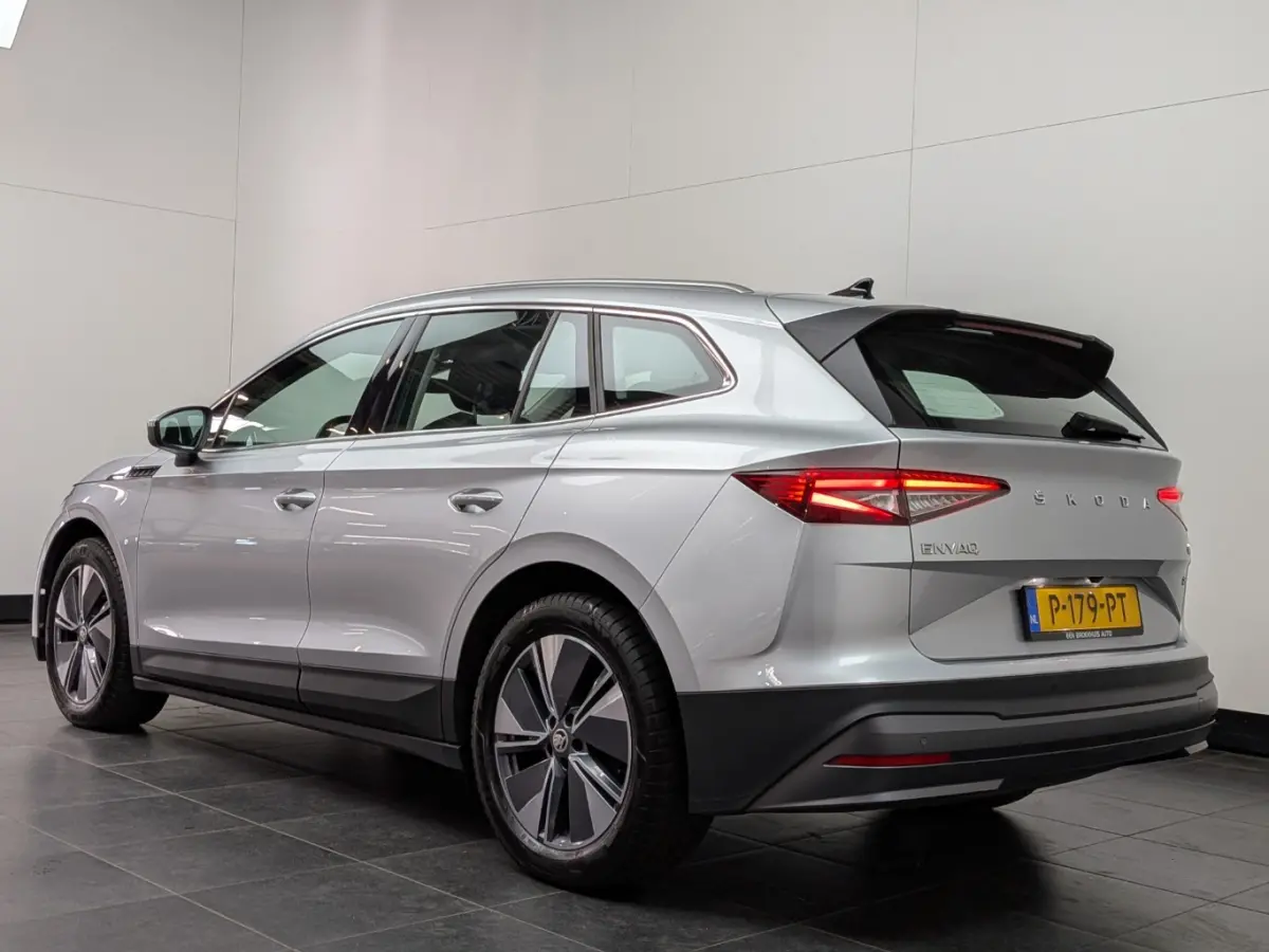 80 204 pk | Achteruitrijcamera | Apple Carplay | Cruise control adaptief |