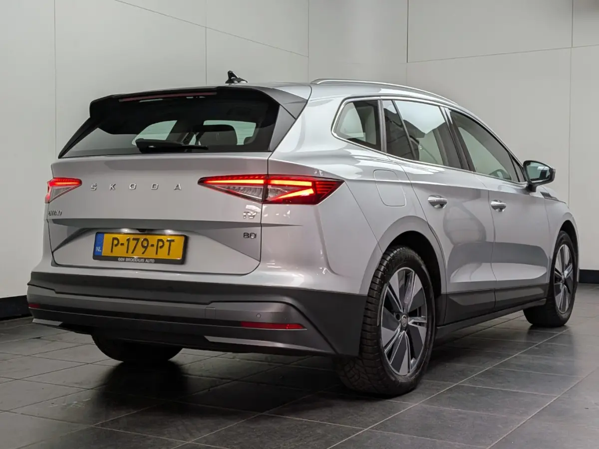 80 204 pk | Achteruitrijcamera | Apple Carplay | Cruise control adaptief |