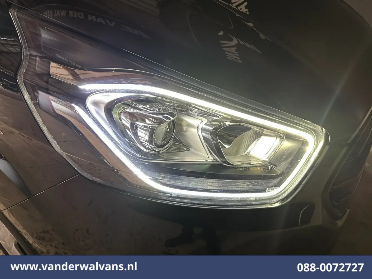 2.0 TDCI L1H1 Euro6 Airco | Camera | Imperiaal | Apple Carplay | LED | Cruisecontrol Android Auto, Verwarmde voorruit, 2500kg Trekhaak, Parkeersensoren, Bijrijdersbank
