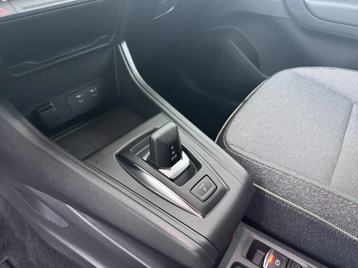 techno full hybrid E-Tech 160 | SoH 97% | Google Navigatie | Parkeercamera | Climate Control |