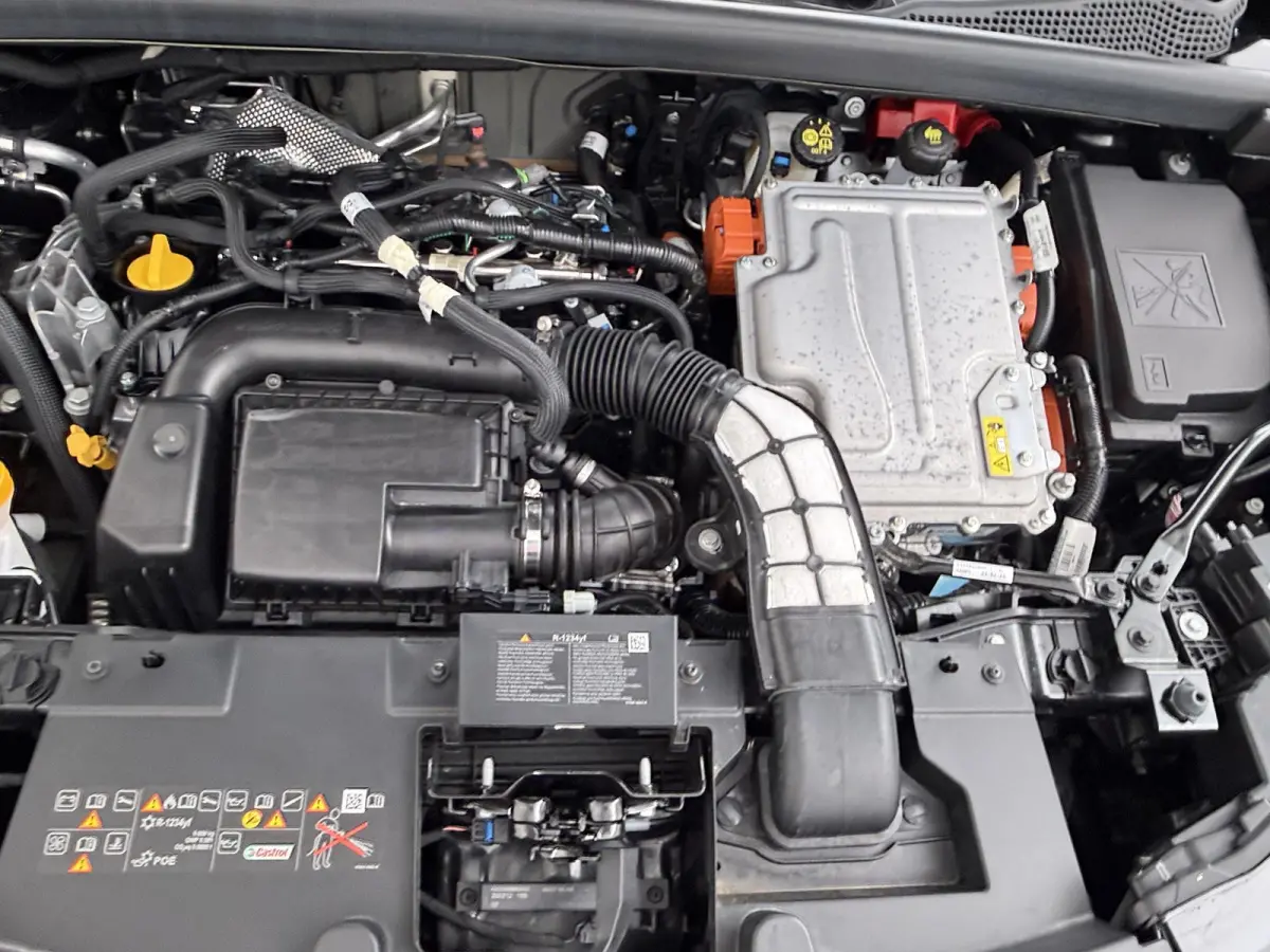 techno full hybrid E-Tech 160 | SoH 97% | Google Navigatie | Parkeercamera | Climate Control |