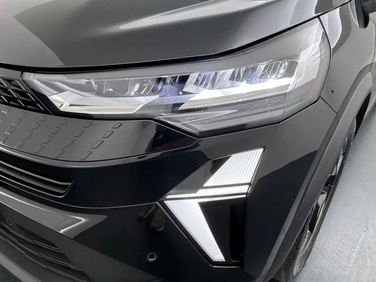 techno full hybrid E-Tech 160 | SoH 97% | Google Navigatie | Parkeercamera | Climate Control |